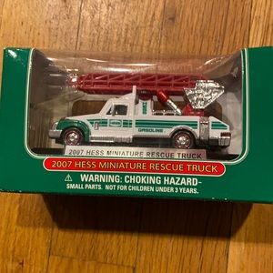 2007 Hess Miniature Rescue Truck